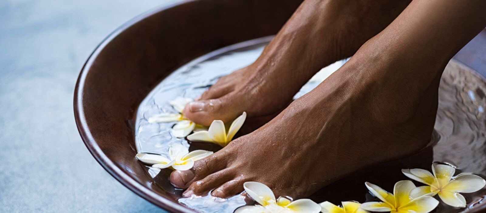 A Relaxing Treat for Your Feet: Comprehensive Steps to Do a Foot Spa at Home