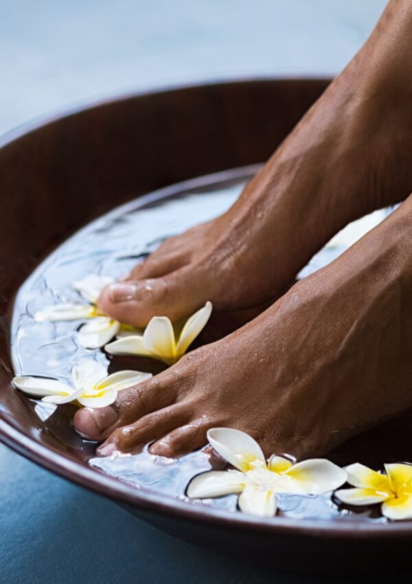 A Relaxing Treat for Your Feet: Comprehensive Steps to Do a Foot Spa at Home